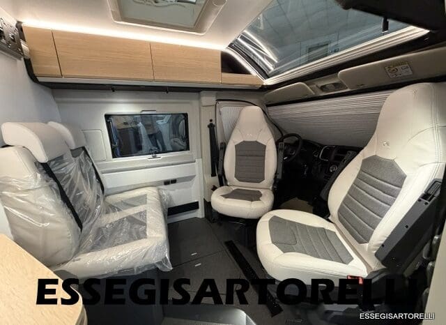 ADRIA NEW TWIN PLUS 600 SPB FAMILY DOPPIO MATRIMONIALE WEBASTO 599 CM 2026 pieno