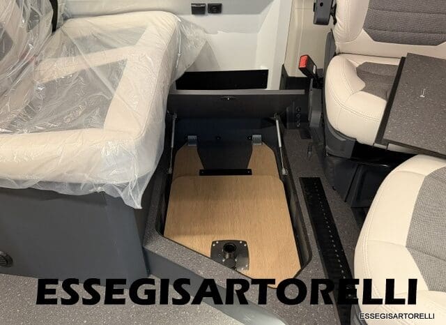 ADRIA NEW TWIN PLUS 600 SPB FAMILY DOPPIO MATRIMONIALE WEBASTO 599 CM 2026 pieno