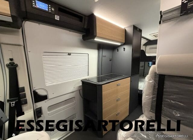 ADRIA NEW TWIN PLUS 600 SPB FAMILY DOPPIO MATRIMONIALE WEBASTO 599 CM 2026 pieno