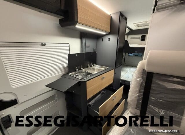 ADRIA NEW TWIN PLUS 600 SPB FAMILY DOPPIO MATRIMONIALE WEBASTO 599 CM 2026 pieno