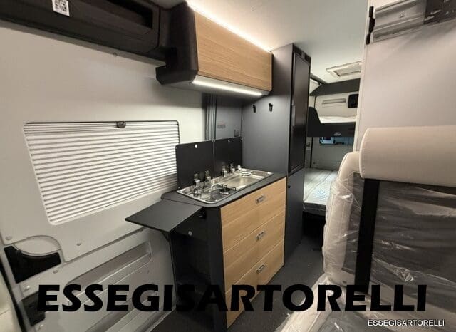 ADRIA NEW TWIN PLUS 600 SPB FAMILY DOPPIO MATRIMONIALE WEBASTO 599 CM 2026 pieno