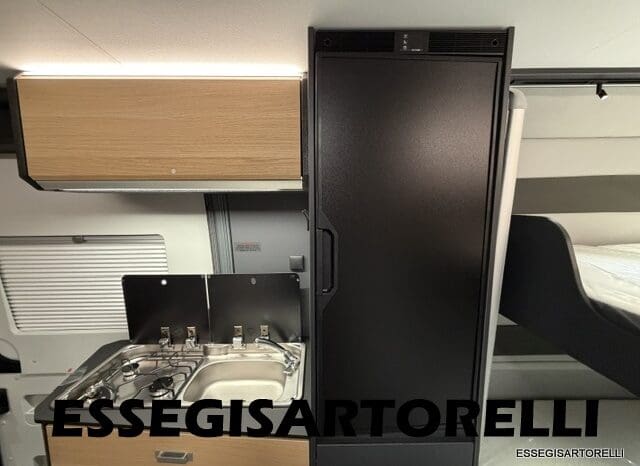 ADRIA NEW TWIN PLUS 600 SPB FAMILY DOPPIO MATRIMONIALE WEBASTO 599 CM 2026 pieno