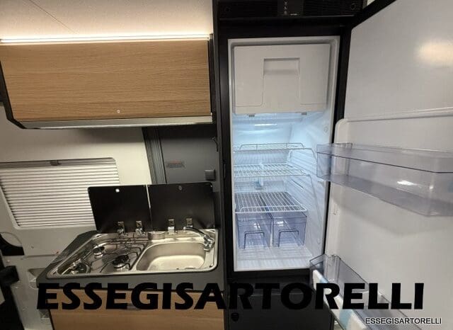 ADRIA NEW TWIN PLUS 600 SPB FAMILY DOPPIO MATRIMONIALE WEBASTO 599 CM 2026 pieno