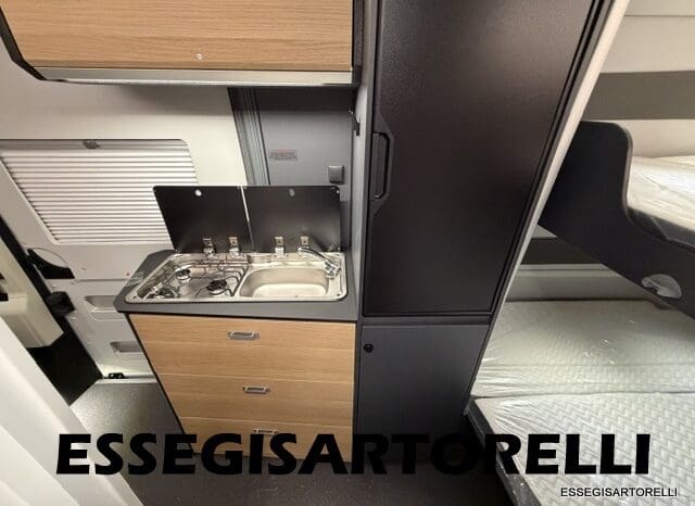 ADRIA NEW TWIN PLUS 600 SPB FAMILY DOPPIO MATRIMONIALE WEBASTO 599 CM 2026 pieno