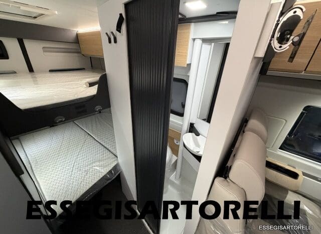 ADRIA NEW TWIN PLUS 600 SPB FAMILY DOPPIO MATRIMONIALE WEBASTO 599 CM 2026 pieno