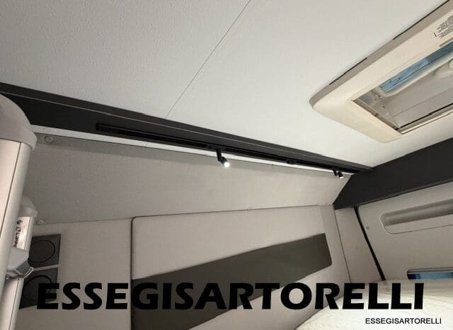 ADRIA NEW TWIN PLUS 600 SPB FAMILY DOPPIO MATRIMONIALE WEBASTO 599 CM 2026 pieno