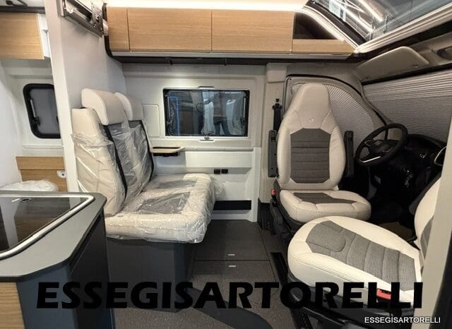 ADRIA NEW TWIN PLUS 600 SPB FAMILY DOPPIO MATRIMONIALE WEBASTO 599 CM 2026 pieno