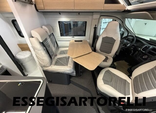 ADRIA NEW TWIN PLUS 600 SPB FAMILY DOPPIO MATRIMONIALE WEBASTO 599 CM 2026 pieno