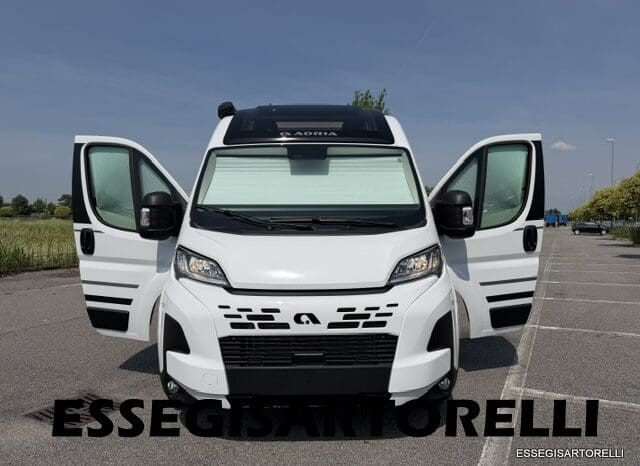 ADRIA TWIN SUPREME EDITION 600 SPB AUTOMATICO AT8 599 CM ADAS 2026 pieno