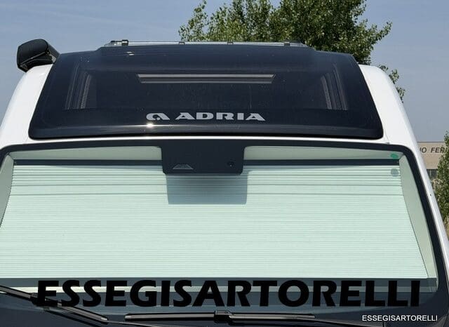 ADRIA TWIN SUPREME EDITION 600 SPB AUTOMATICO AT8 599 CM ADAS 2026 pieno