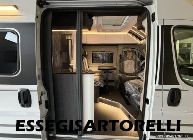 ADRIA TWIN SUPREME EDITION 600 SPB AUTOMATICO AT8 599 CM ADAS 2026 pieno