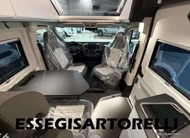 ADRIA TWIN SUPREME EDITION 600 SPB AUTOMATICO AT8 599 CM ADAS 2026 pieno
