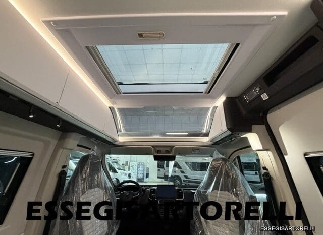 ADRIA TWIN SUPREME EDITION 600 SPB AUTOMATICO AT8 599 CM ADAS 2026 pieno