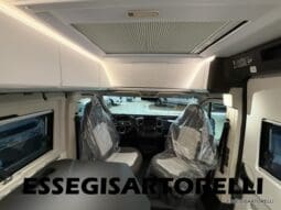 ADRIA TWIN SUPREME EDITION 600 SPB AUTOMATICO AT8 599 CM ADAS 2026 pieno