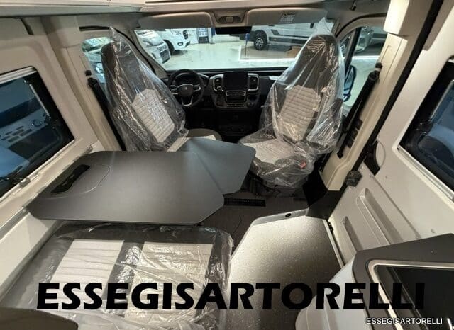 ADRIA TWIN SUPREME EDITION 600 SPB AUTOMATICO AT8 599 CM ADAS 2026 pieno
