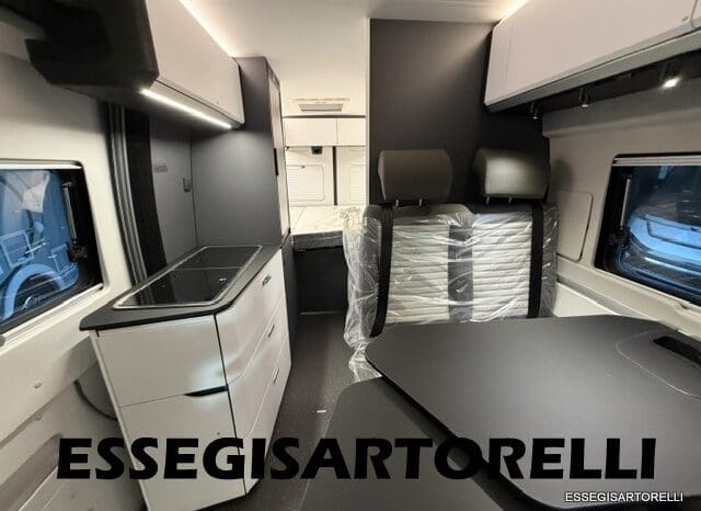 ADRIA TWIN SUPREME EDITION 600 SPB AUTOMATICO AT8 599 CM ADAS 2026 pieno