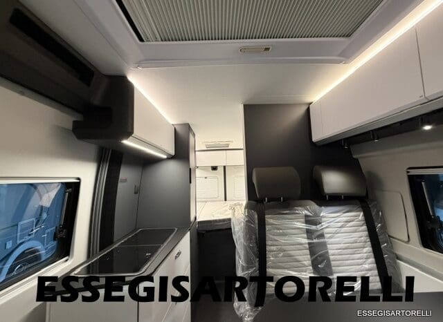 ADRIA TWIN SUPREME EDITION 600 SPB AUTOMATICO AT8 599 CM ADAS 2026 pieno