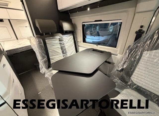 ADRIA TWIN SUPREME EDITION 600 SPB AUTOMATICO AT8 599 CM ADAS 2026 pieno
