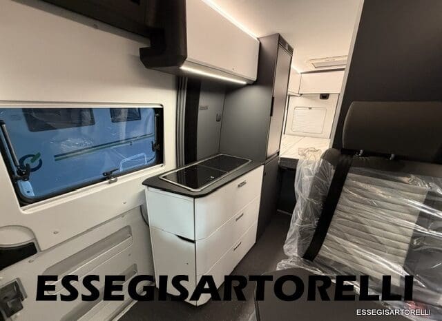 ADRIA TWIN SUPREME EDITION 600 SPB AUTOMATICO AT8 599 CM ADAS 2026 pieno