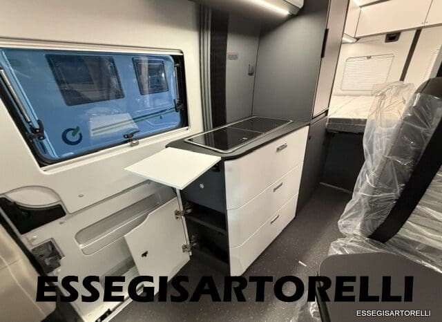 ADRIA TWIN SUPREME EDITION 600 SPB AUTOMATICO AT8 599 CM ADAS 2026 pieno