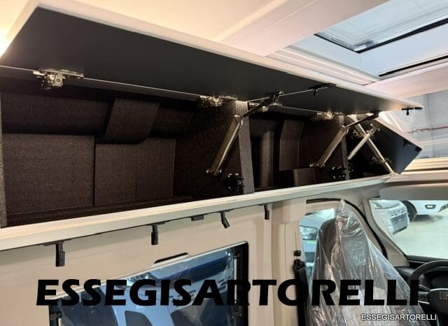 ADRIA TWIN SUPREME EDITION 600 SPB AUTOMATICO AT8 599 CM ADAS 2026 pieno
