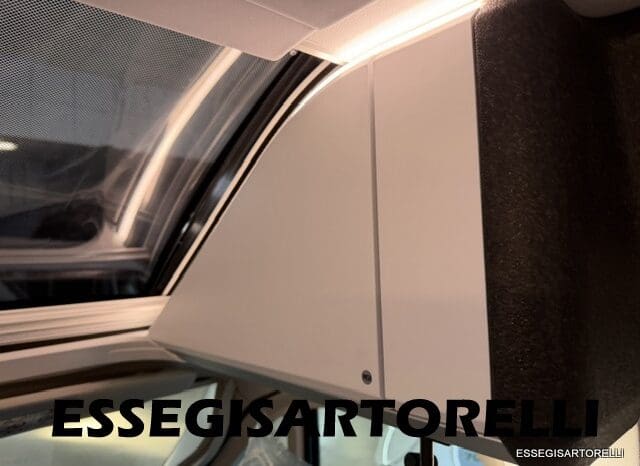 ADRIA TWIN SUPREME EDITION 600 SPB AUTOMATICO AT8 599 CM ADAS 2026 pieno