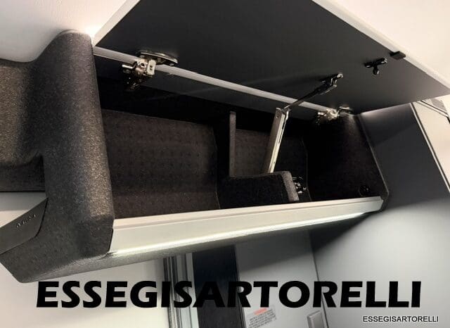 ADRIA TWIN SUPREME EDITION 600 SPB AUTOMATICO AT8 599 CM ADAS 2026 pieno