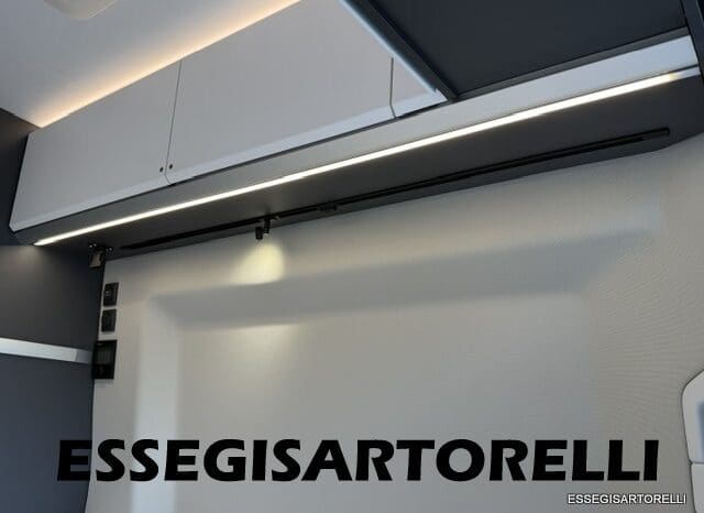 ADRIA TWIN SUPREME EDITION 600 SPB AUTOMATICO AT8 599 CM ADAS 2026 pieno