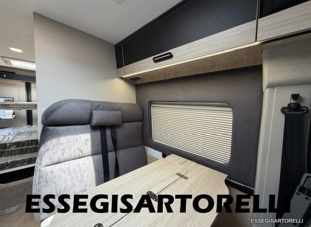 CHAUSSON SWEET LINE V 594 MAX AUTOMATICO FULL LITHIO 599 CM DOPPIO MATRIMONIALE IN CODA 2026 pieno