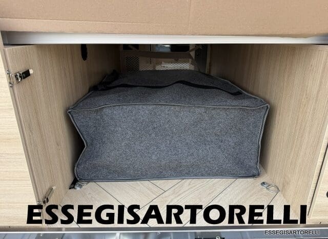 CHAUSSON SWEET LINE V 594 MAX AUTOMATICO FULL LITHIO 599 CM DOPPIO MATRIMONIALE IN CODA 2026 pieno