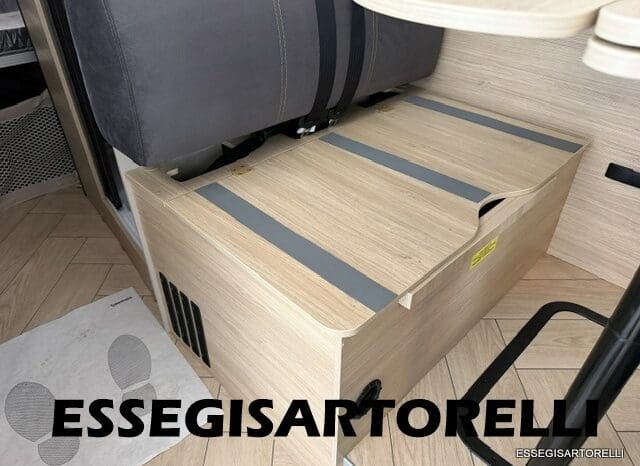 CHAUSSON SWEET LINE V 594 MAX AUTOMATICO FULL LITHIO 599 CM DOPPIO MATRIMONIALE IN CODA 2026 pieno