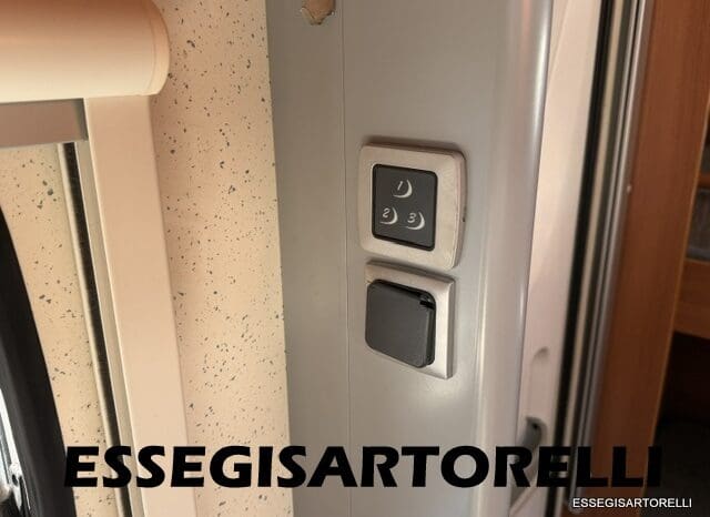 CARAVELAIR VENICIA 490 6 POSTI 2014 FULL 1.400 KG MOVER CLIMA MESTIC pieno