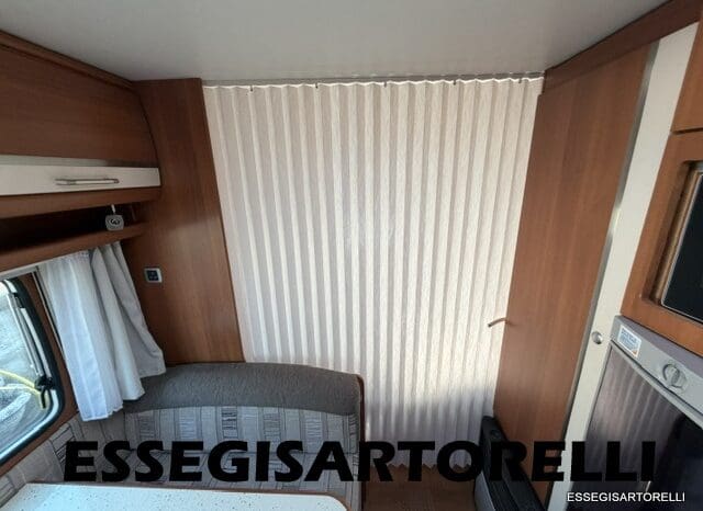CARAVELAIR VENICIA 490 6 POSTI 2014 FULL 1.400 KG MOVER CLIMA MESTIC pieno