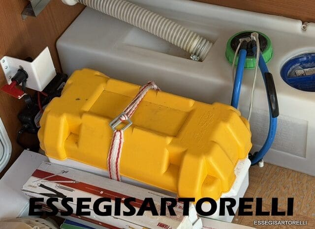 CARAVELAIR VENICIA 490 6 POSTI 2014 FULL 1.400 KG MOVER CLIMA MESTIC pieno