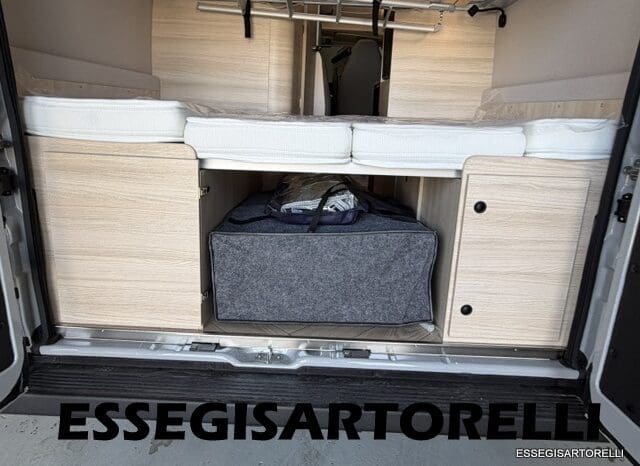 CHAUSSON SPORTLINE V 594 MAX DOPPIO MATRIMONIALE IN CODA 2026 SERIE VAN 599 CM pieno
