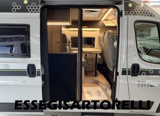 CHAUSSON SPORTLINE V 594 MAX DOPPIO MATRIMONIALE IN CODA 2026 SERIE VAN 599 CM pieno