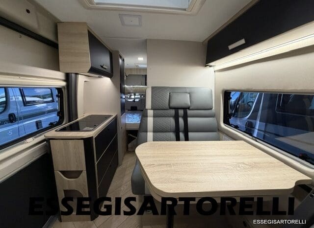 CHAUSSON SPORTLINE V 594 MAX DOPPIO MATRIMONIALE IN CODA 2026 SERIE VAN 599 CM pieno
