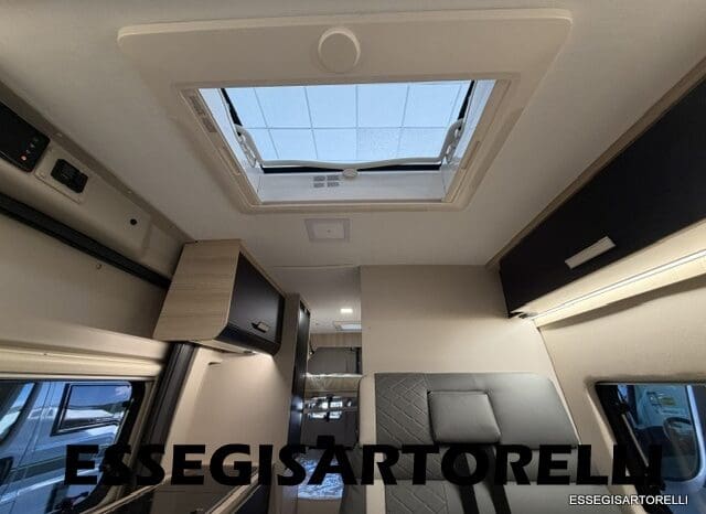 CHAUSSON SPORTLINE V 594 MAX DOPPIO MATRIMONIALE IN CODA 2026 SERIE VAN 599 CM pieno