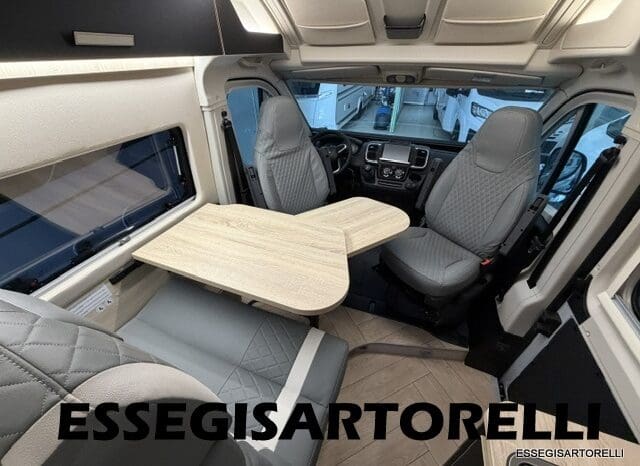 CHAUSSON SPORTLINE V 594 MAX DOPPIO MATRIMONIALE IN CODA 2026 SERIE VAN 599 CM pieno
