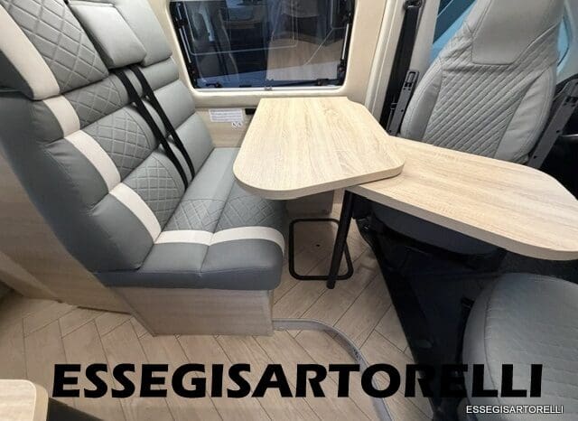 CHAUSSON SPORTLINE V 594 MAX DOPPIO MATRIMONIALE IN CODA 2026 SERIE VAN 599 CM pieno