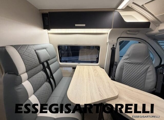 CHAUSSON SPORTLINE V 594 MAX DOPPIO MATRIMONIALE IN CODA 2026 SERIE VAN 599 CM pieno