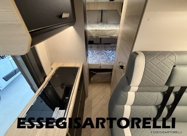 CHAUSSON SPORTLINE V 594 MAX DOPPIO MATRIMONIALE IN CODA 2026 SERIE VAN 599 CM pieno