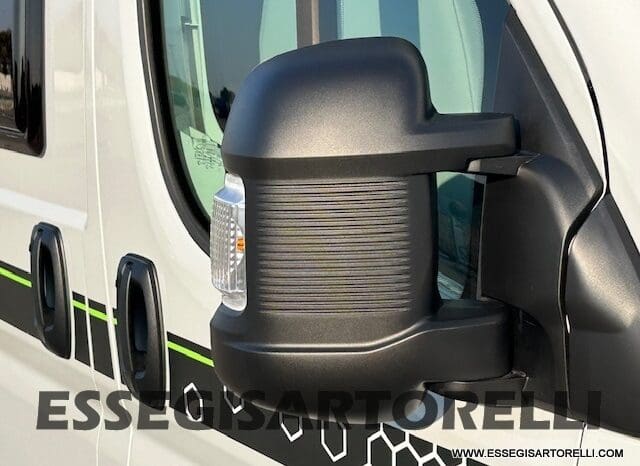 CHAUSSON SPORTLINE V 594 MAX DOPPIO MATRIMONIALE IN CODA 2026 SERIE VAN 599 CM pieno