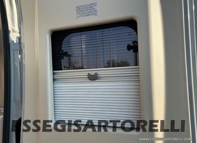 CHAUSSON SPORTLINE V 594 MAX DOPPIO MATRIMONIALE IN CODA 2026 SERIE VAN 599 CM pieno