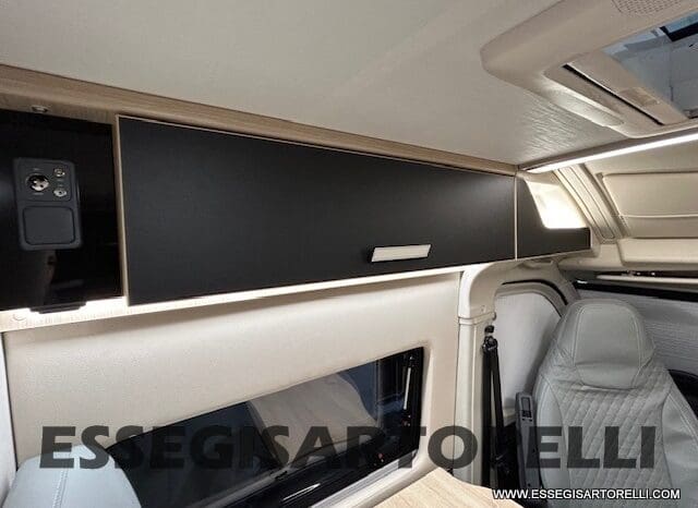 CHAUSSON SPORTLINE V 594 MAX DOPPIO MATRIMONIALE IN CODA 2026 SERIE VAN 599 CM pieno