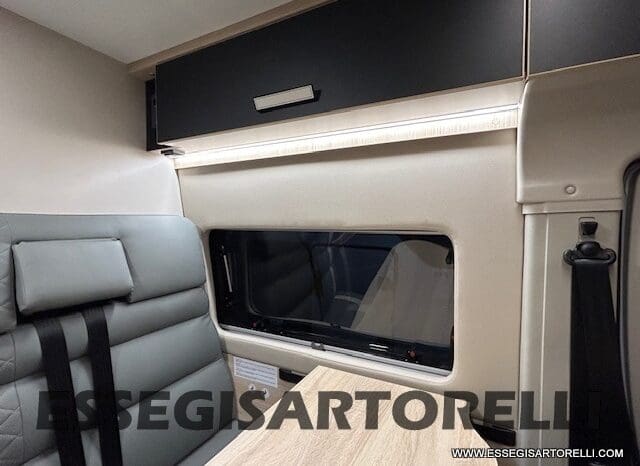 CHAUSSON SPORTLINE V 594 MAX DOPPIO MATRIMONIALE IN CODA 2026 SERIE VAN 599 CM pieno