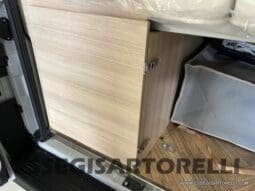CHAUSSON SPORTLINE V 594 MAX DOPPIO MATRIMONIALE IN CODA 2026 SERIE VAN 599 CM pieno