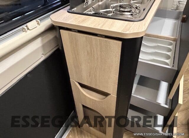 CHAUSSON SPORTLINE V 594 MAX DOPPIO MATRIMONIALE IN CODA 2026 SERIE VAN 599 CM pieno