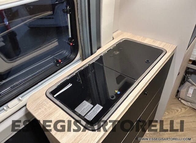 CHAUSSON SPORTLINE V 594 MAX DOPPIO MATRIMONIALE IN CODA 2026 SERIE VAN 599 CM pieno