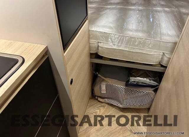 CHAUSSON SPORTLINE V 594 MAX DOPPIO MATRIMONIALE IN CODA 2026 SERIE VAN 599 CM pieno